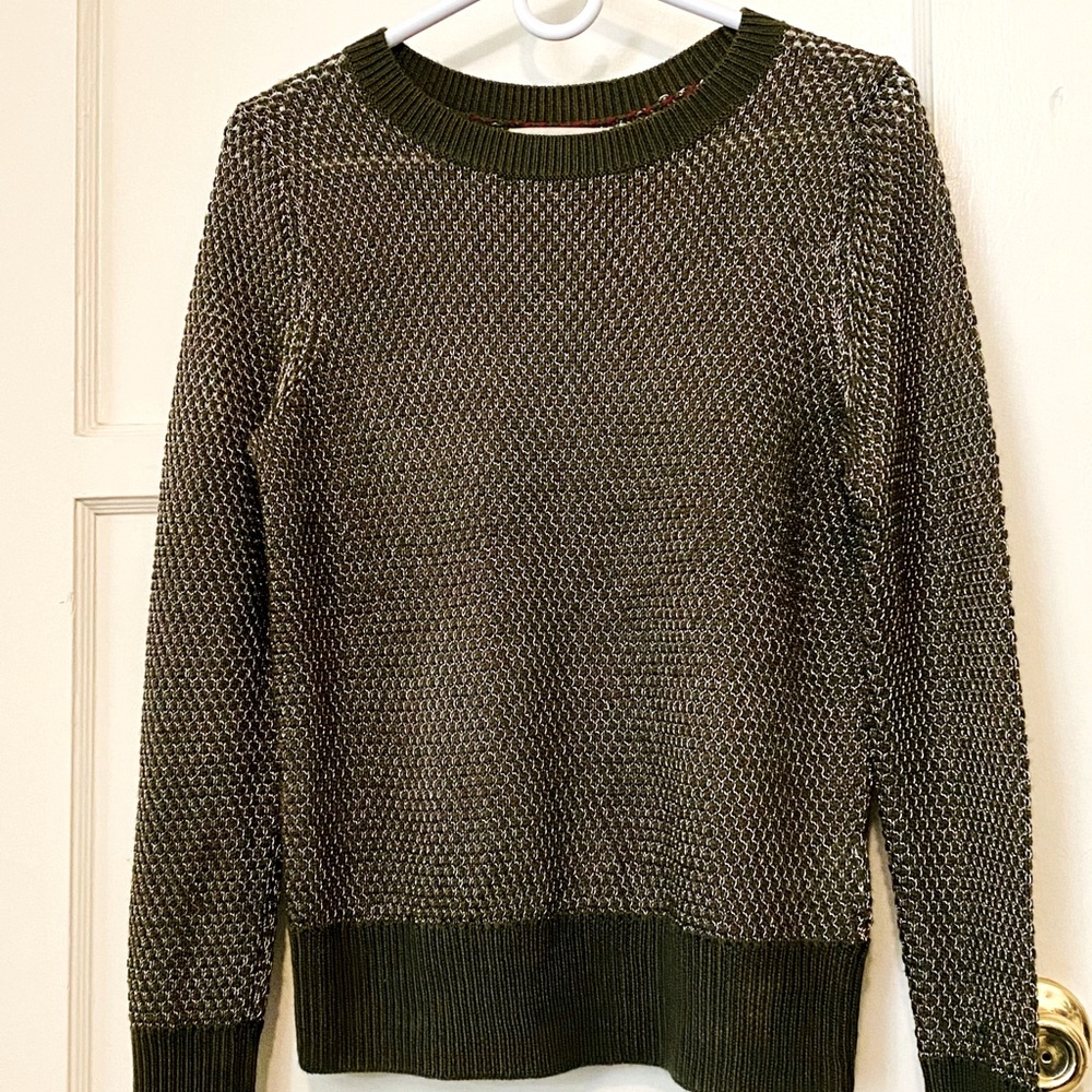 SOLD 🚨 Banana Republic Heritage Collection Mesh Crew